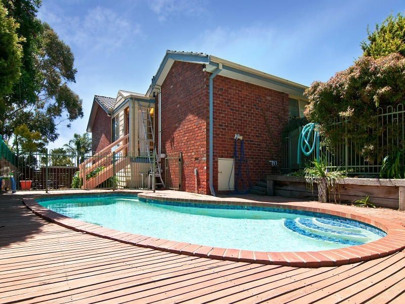 8 Kate Court, Langwarrin VIC 3910