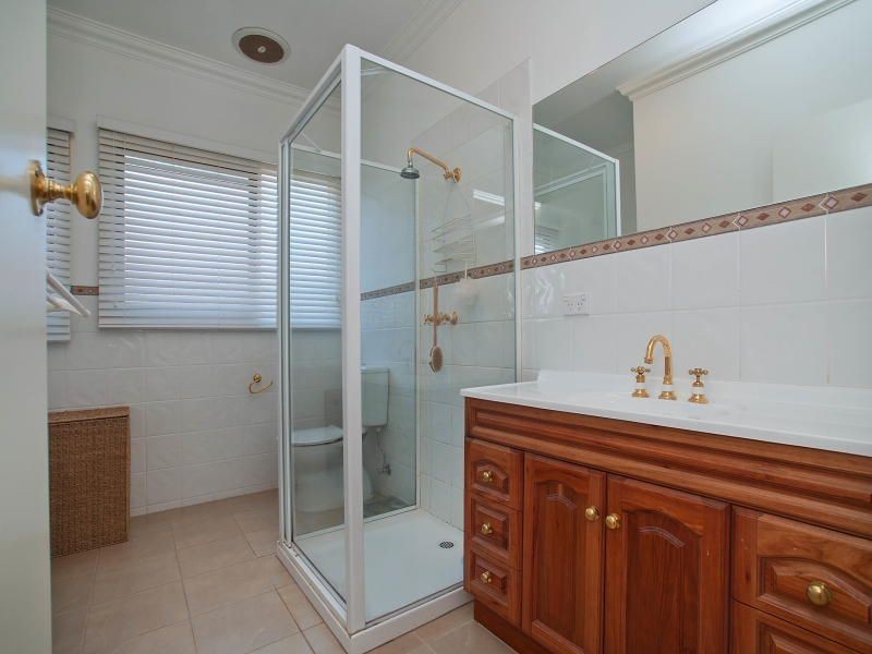 12 Cavill Close, Langwarrin VIC 3910