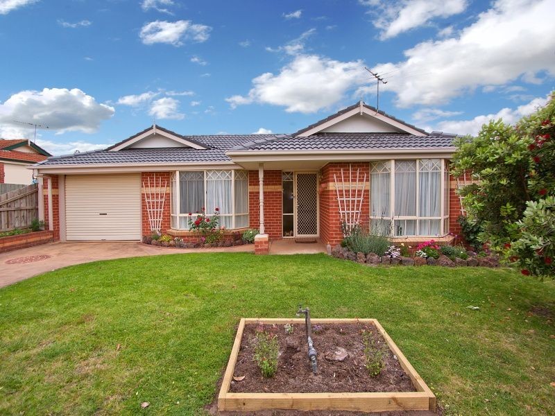 5 Glendale Close, Langwarrin VIC 3910
