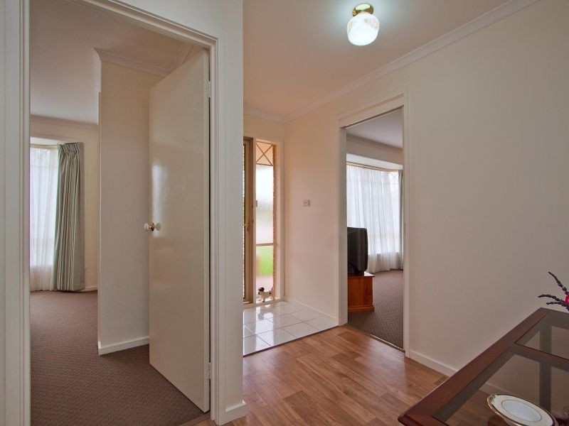 5 Glendale Close, Langwarrin VIC 3910