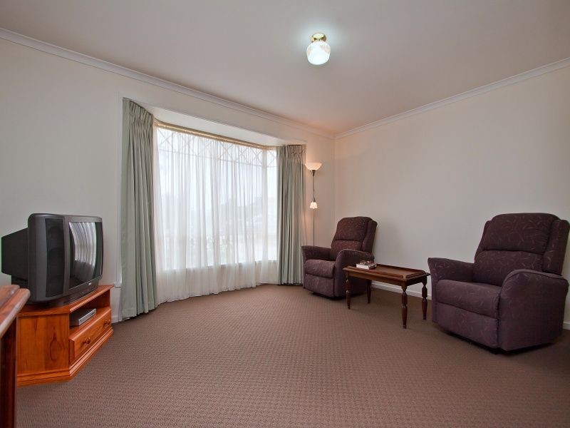 5 Glendale Close, Langwarrin VIC 3910