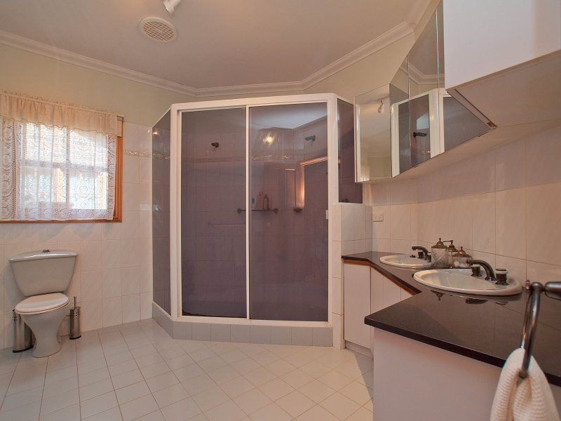 124 Centre Road, Langwarrin VIC 3910