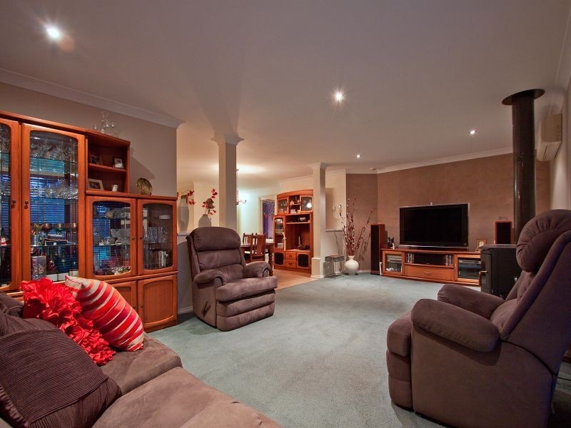 9 Hazeldene Place, Langwarrin VIC 3910