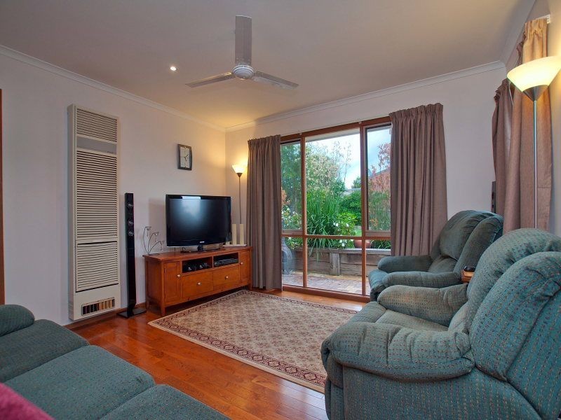 8 Kelly Drive, Langwarrin VIC 3910