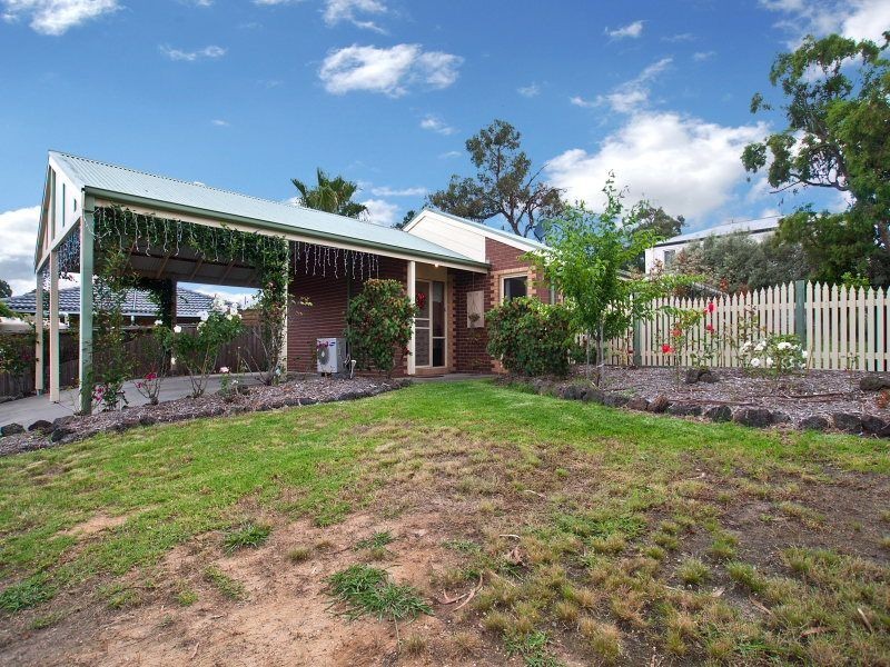 8 Kelly Drive, Langwarrin VIC 3910