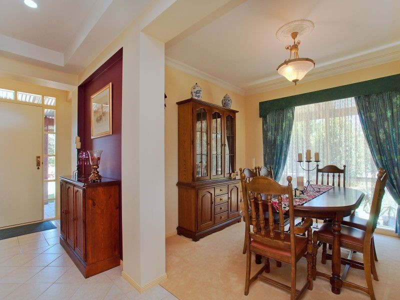 34 Walter Way, Cranbourne South VIC 3977