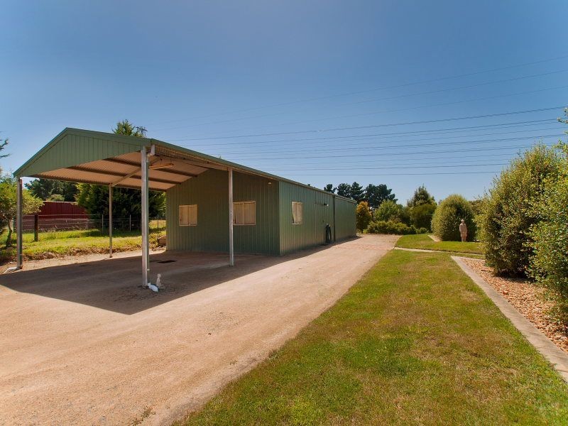 34 Walter Way, Cranbourne South VIC 3977