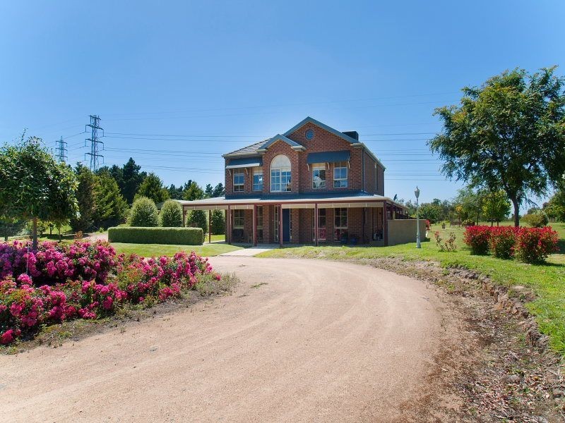 34 Walter Way, Cranbourne South VIC 3977