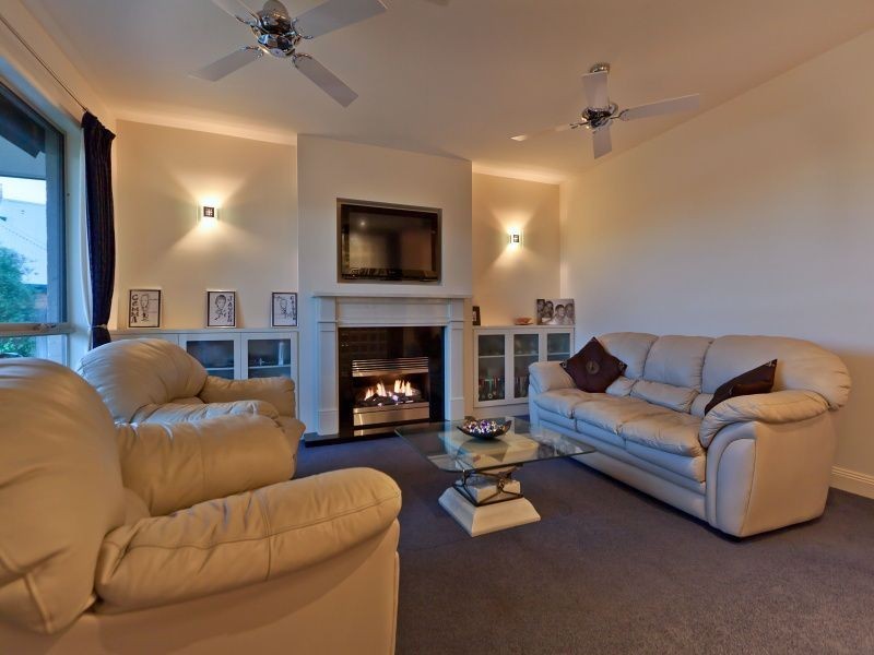 33 Huntingtower Crescent, Langwarrin VIC 3910