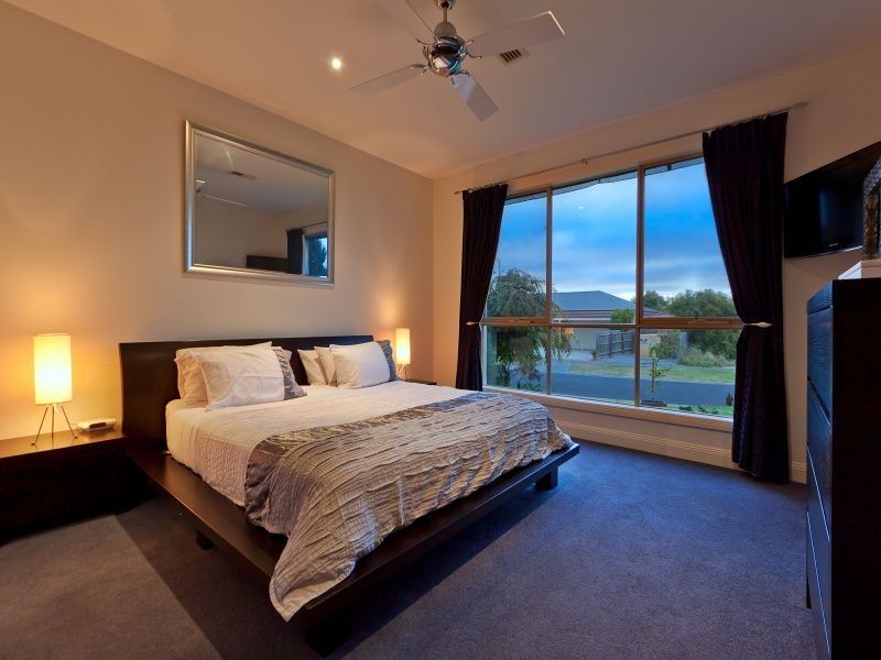 33 Huntingtower Crescent, Langwarrin VIC 3910