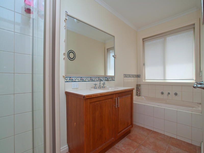 9 Blue Gum Mews, Langwarrin VIC 3910