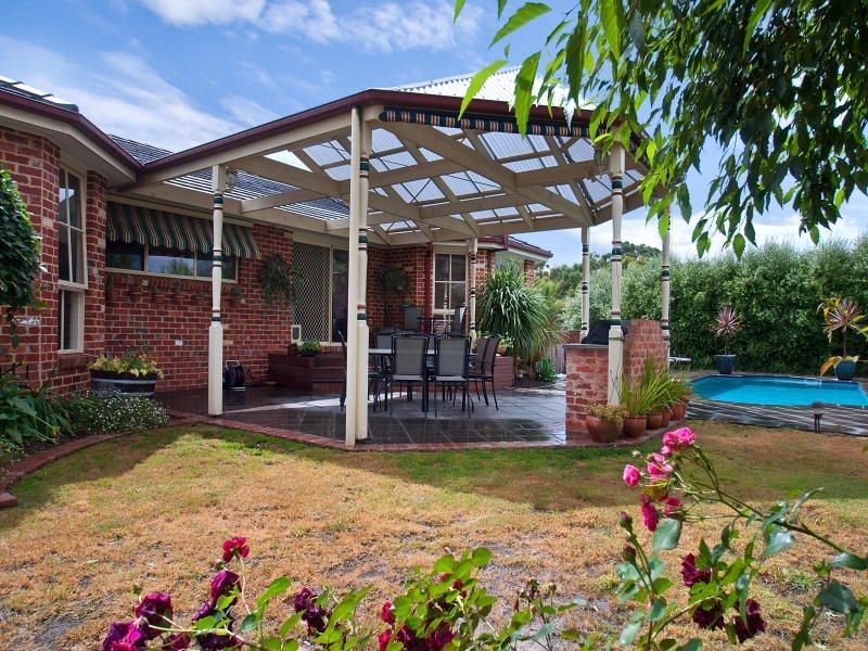 9 Blue Gum Mews, Langwarrin VIC 3910