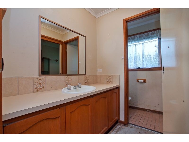 52 Malcolm Rd, Langwarrin VIC 3910