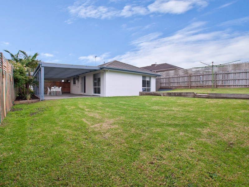 76 Granite Drive, Langwarrin VIC 3910