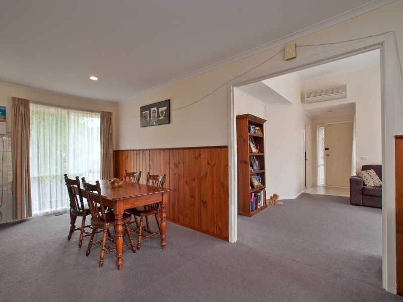 3 Richard Drive, Langwarrin VIC 3910