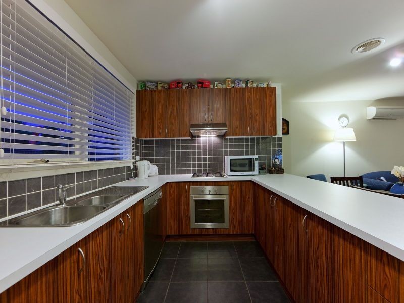 2/327 Cranbourne Road, Langwarrin VIC 3910