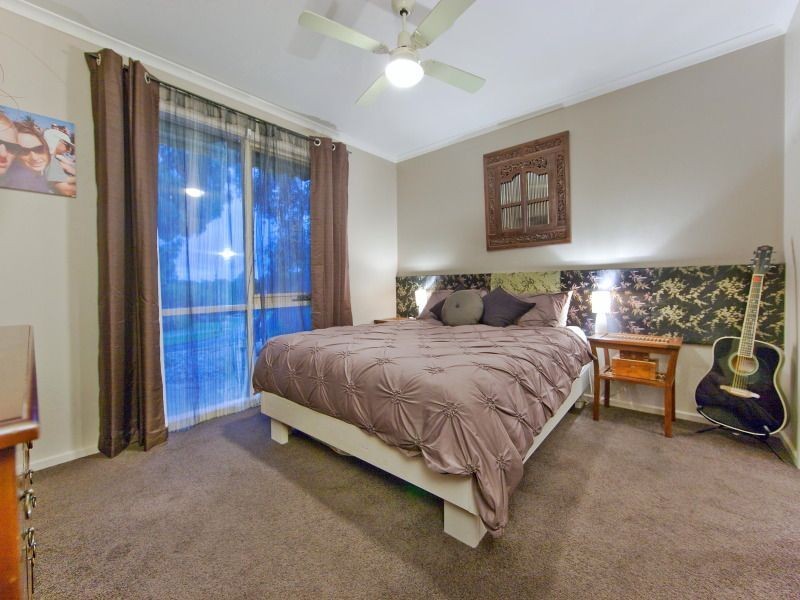28 Leonard Drive, Langwarrin VIC 3910
