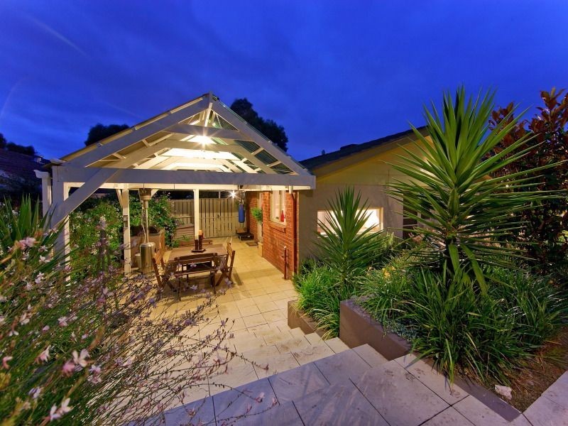 28 Leonard Drive, Langwarrin VIC 3910