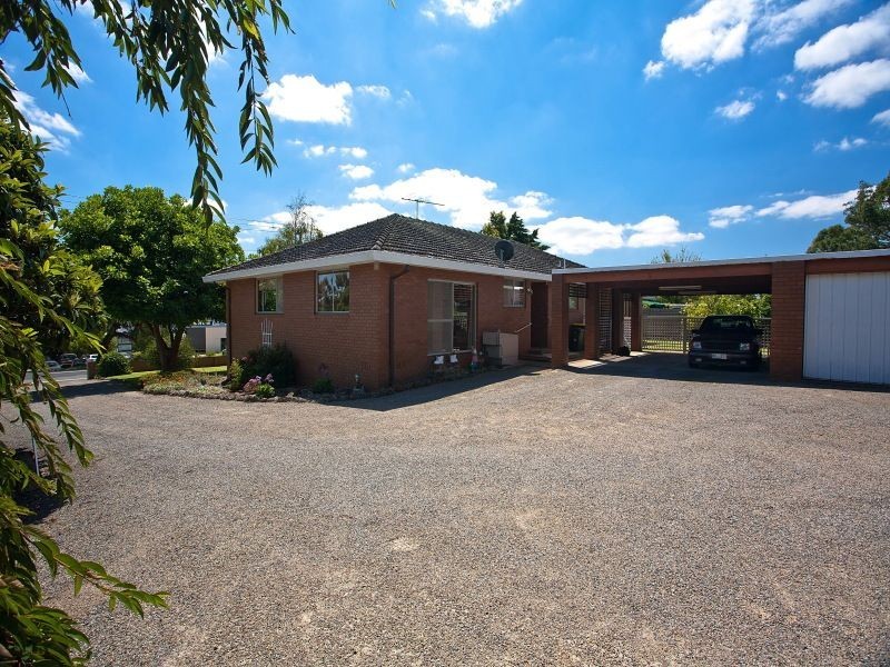 412 – 414 McClelland Drive, Langwarrin VIC 3910