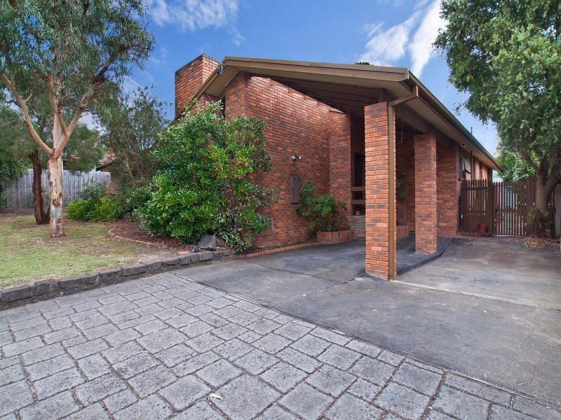 5 Elm Grove, Langwarrin VIC 3910
