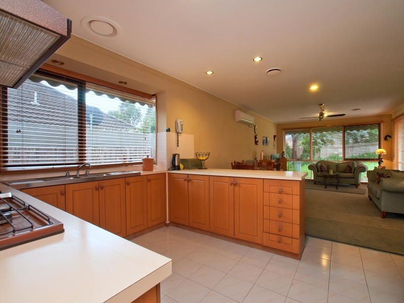 16 Olearia Crescent, Langwarrin VIC 3910