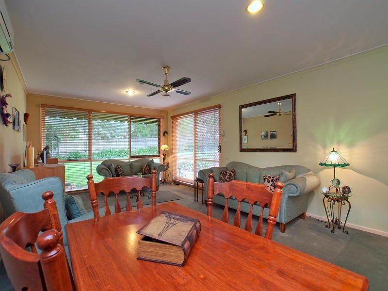 16 Olearia Crescent, Langwarrin VIC 3910