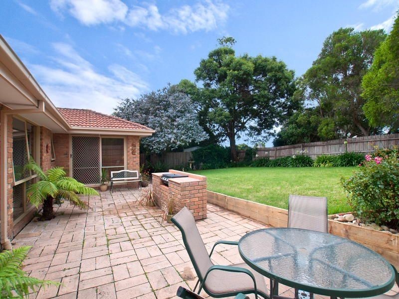 16 Olearia Crescent, Langwarrin VIC 3910