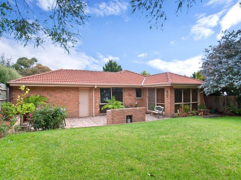 16 Olearia Crescent, Langwarrin VIC 3910