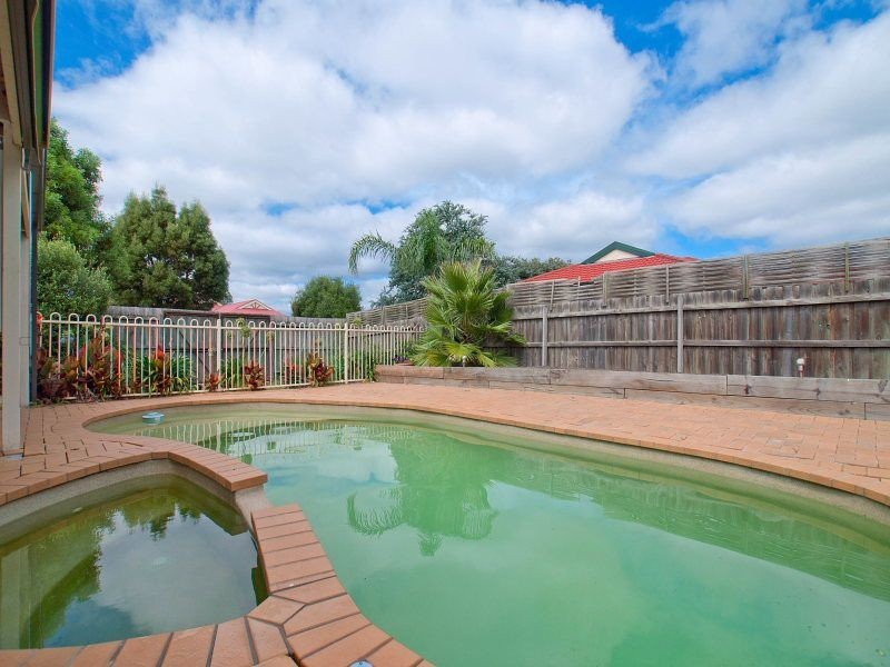 15 Wattlebird Way, Langwarrin VIC 3910