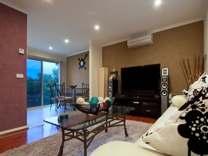 1/9 Warrindale Close, Langwarrin VIC 3910