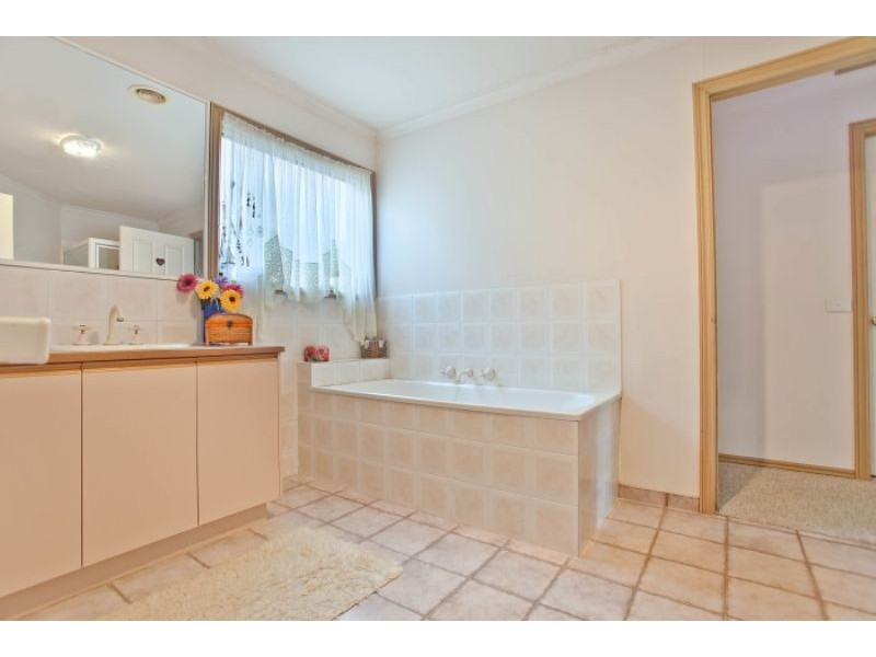185 Centre Road, Langwarrin VIC 3910