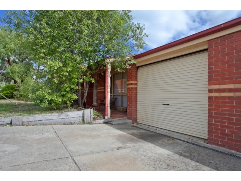 185 Centre Road, Langwarrin VIC 3910
