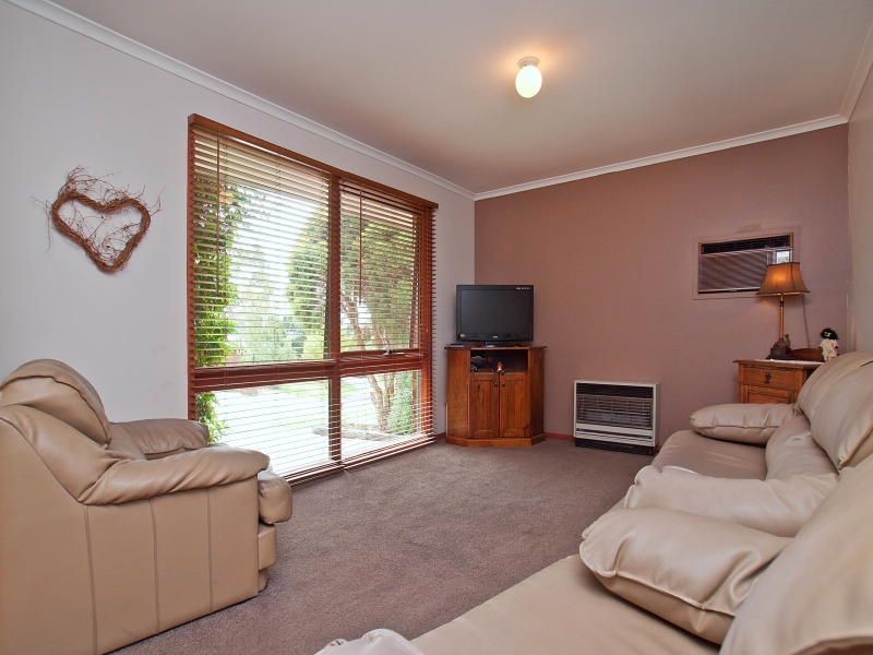 7 Natalie Crt, Langwarrin VIC 3910