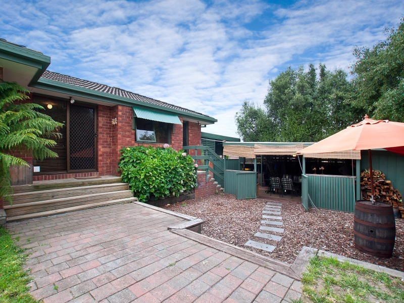 7 Natalie Crt, Langwarrin VIC 3910