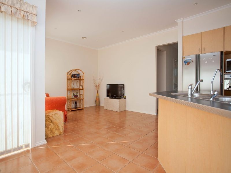 38 Pepperbush Crescent, Langwarrin VIC 3910