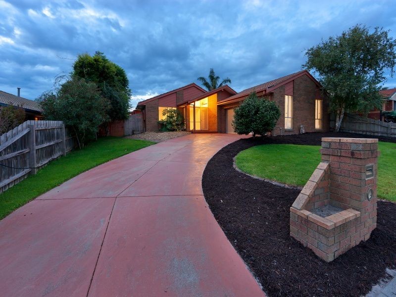 15 Grevillea Road, Langwarrin VIC 3910