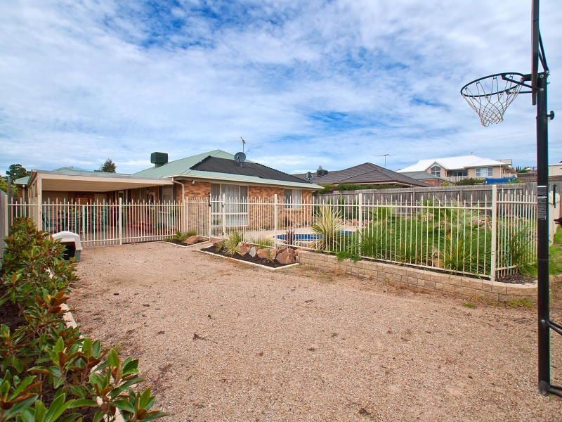 6 Candwindara Court, Langwarrin VIC 3910