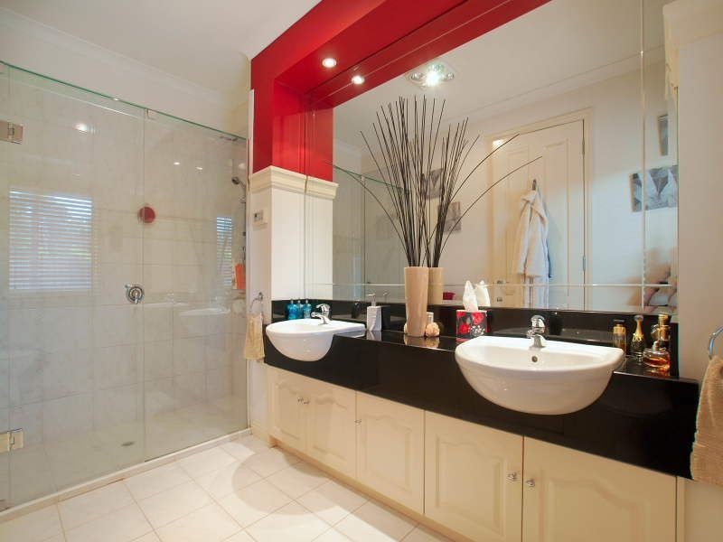 2 Leisureland Drive, Langwarrin VIC 3910