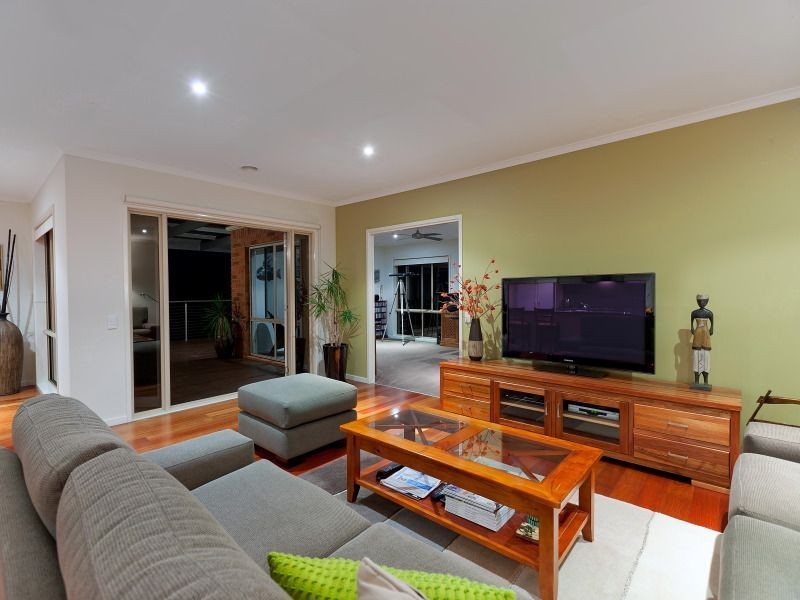 15 Brown Thornbill Court, Langwarrin VIC 3910