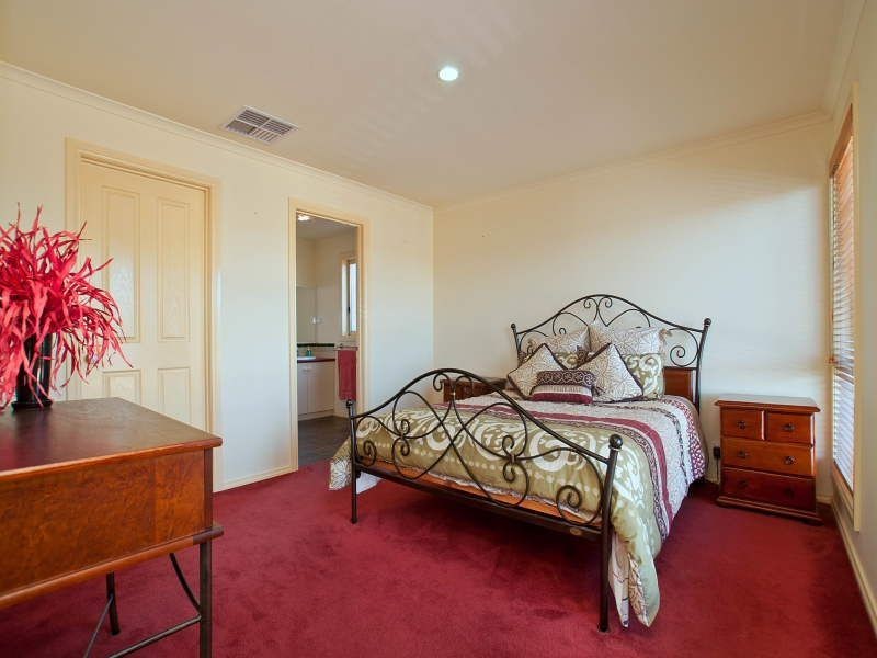 29 Grevillea Road, Langwarrin VIC 3910