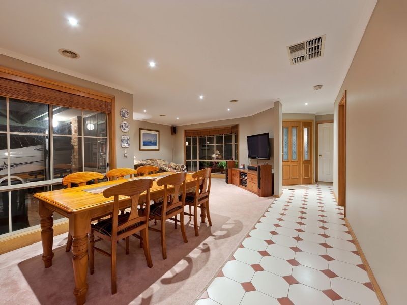 12 Reynard Court, Langwarrin VIC 3910