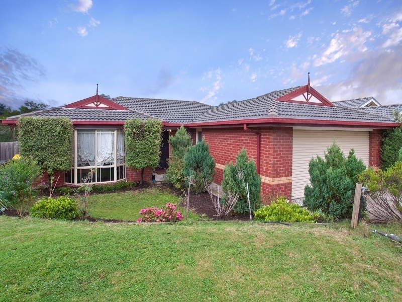 13 Korina Crt, Langwarrin VIC 3910