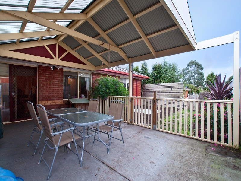 13 Korina Crt, Langwarrin VIC 3910