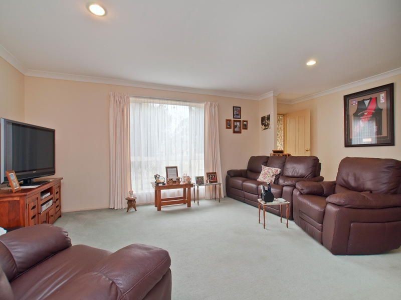 2/25 Potts Road, Langwarrin VIC 3910