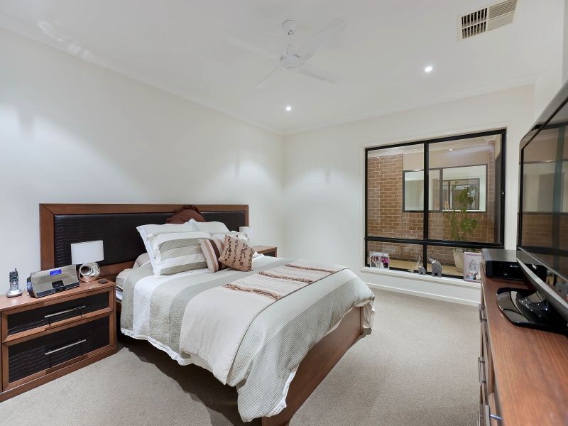 30 Black Wallaby Dve, Langwarrin VIC 3910