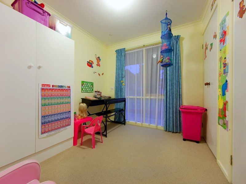 9 Kelly Drive, Langwarrin VIC 3910