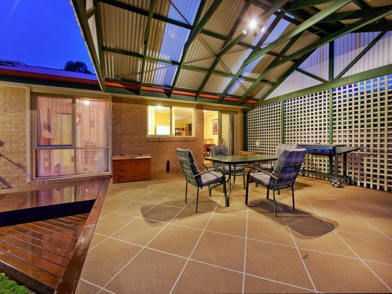 9 Kelly Drive, Langwarrin VIC 3910