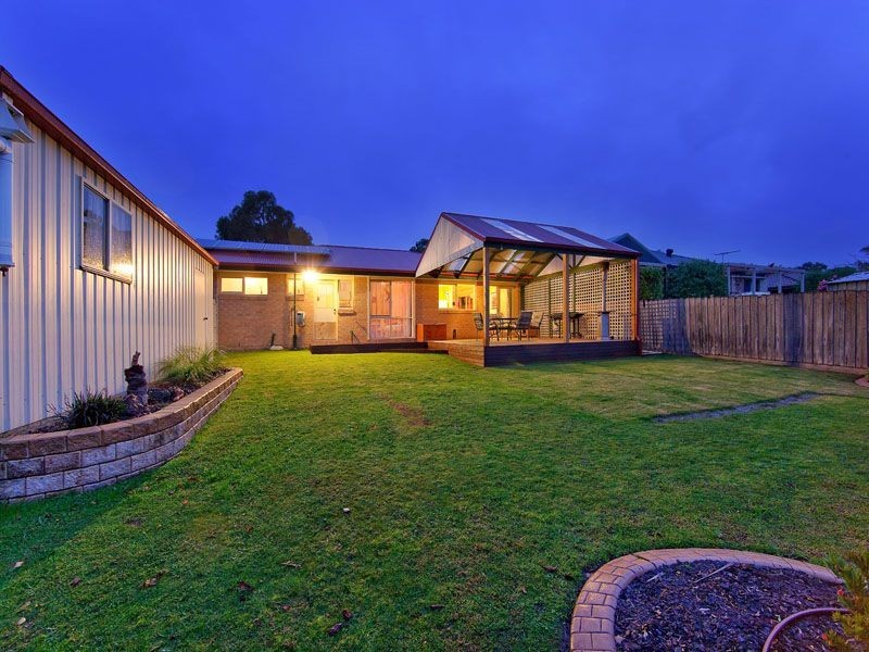 9 Kelly Drive, Langwarrin VIC 3910