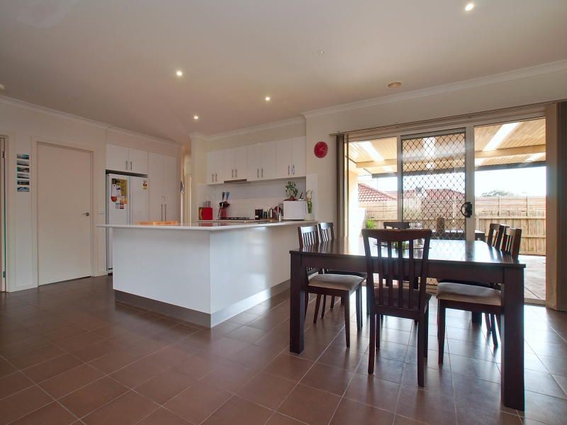 2/13 Warrandyte Road, Langwarrin VIC 3910