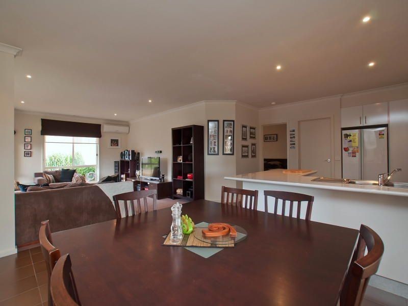 2/13 Warrandyte Road, Langwarrin VIC 3910